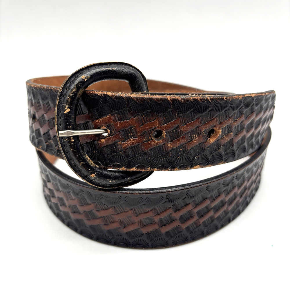 1980s Handmade Black Brown Ombre Leather Basketweave Tooled Western Belt 36 USA